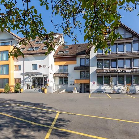 Hotel Schaefli Siebnen Bagian luar foto