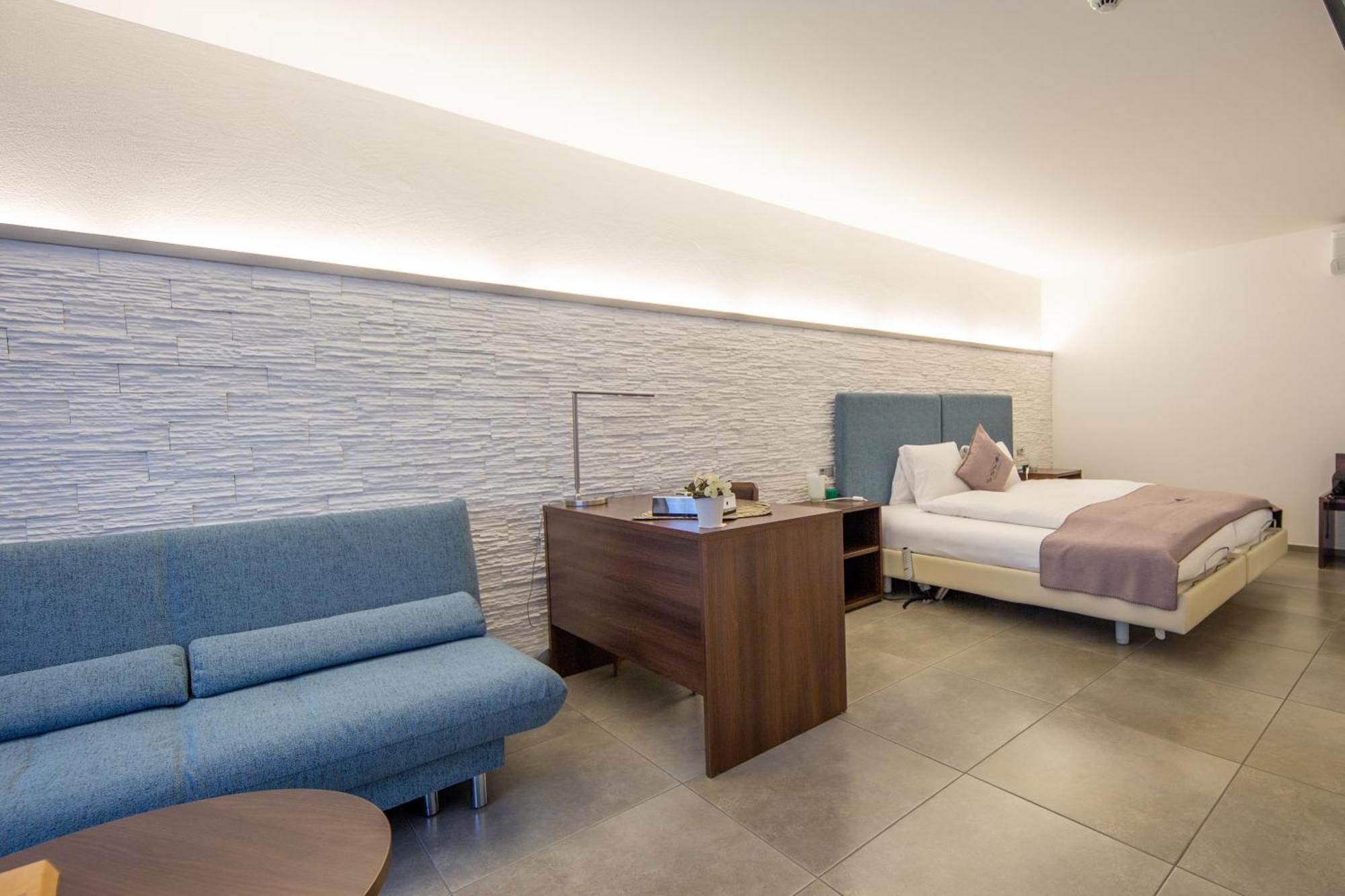 Hotel Schaefli Siebnen Bagian luar foto