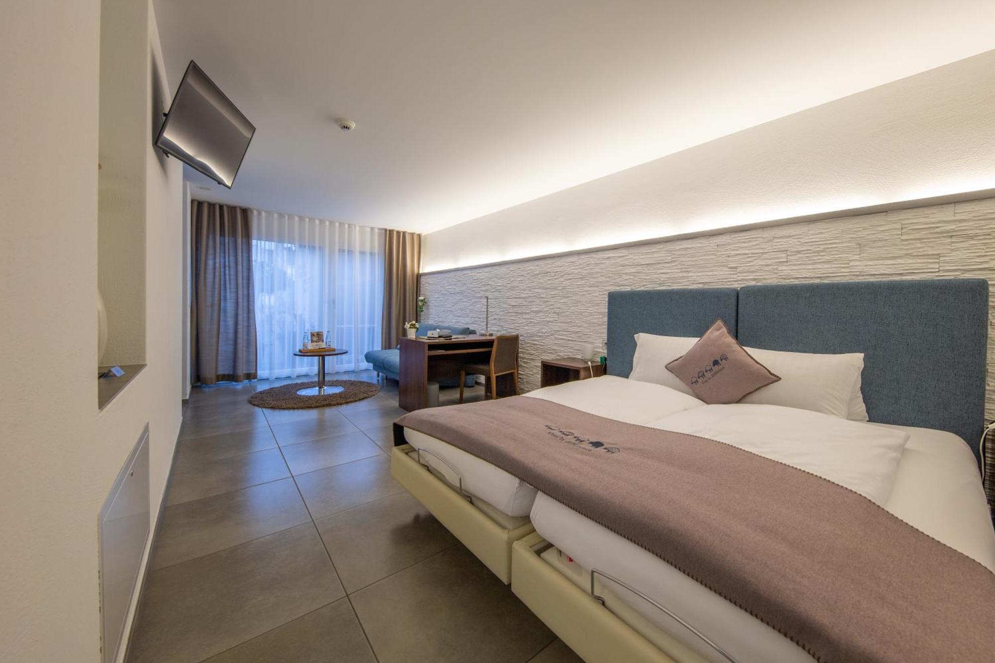 Hotel Schaefli Siebnen Bagian luar foto