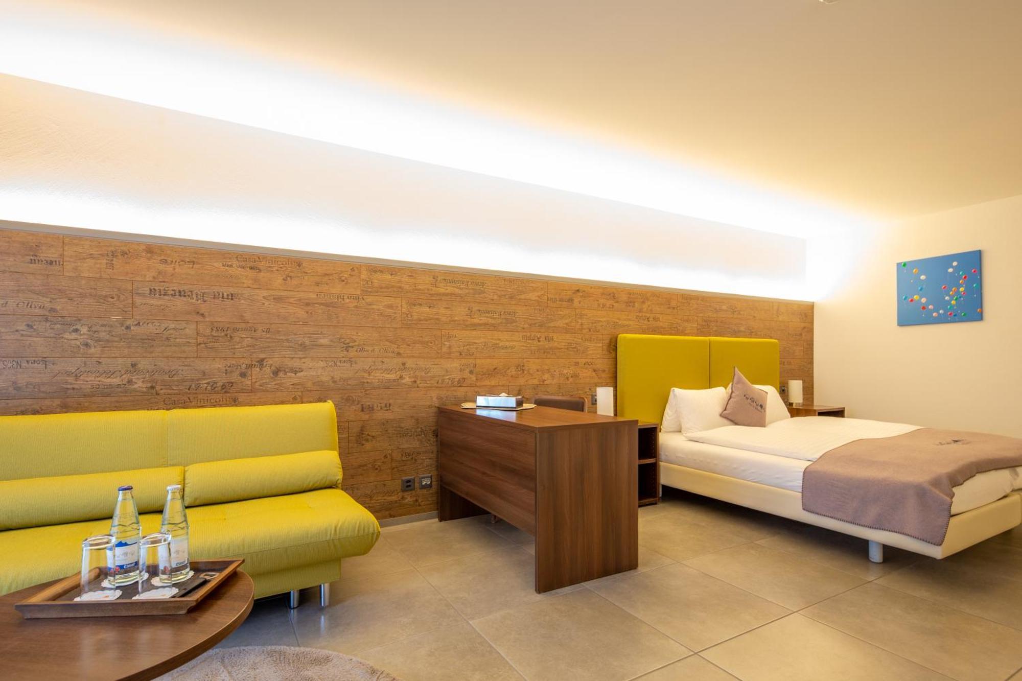 Hotel Schaefli Siebnen Bagian luar foto